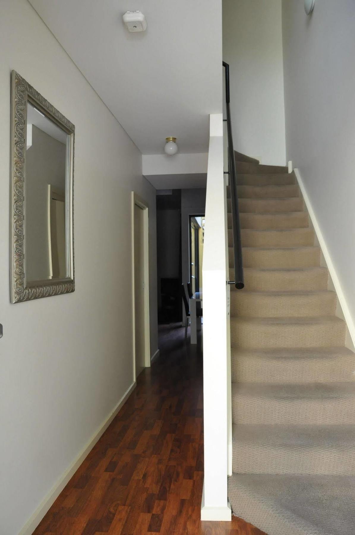 Rnr Serviced Apartments Adelaide - Wakefield St Bagian luar foto